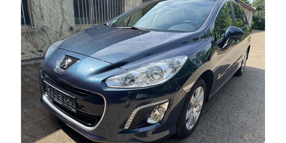 Peugeot 308 71.000 km 5.950 &euro; Mönchengladbach 41069