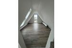 Dachgeschoßwohnung Langenfeld (Rheinland) - 2 Zimmer, 42 m&sup2;, 750&euro; | Angebot:26049841