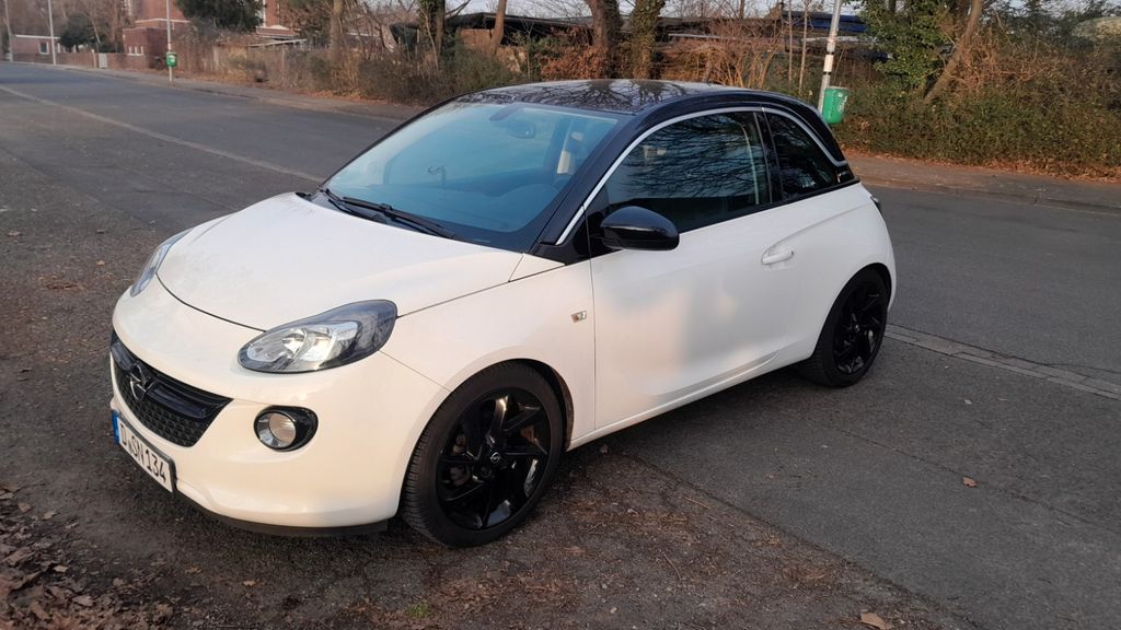 Opel Adam 100.110 km 8.200 &euro; Düsseldorf 40599