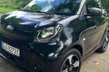 Smart ForTwo 56.500 km 9.850 &euro; Düsseldorf 40477