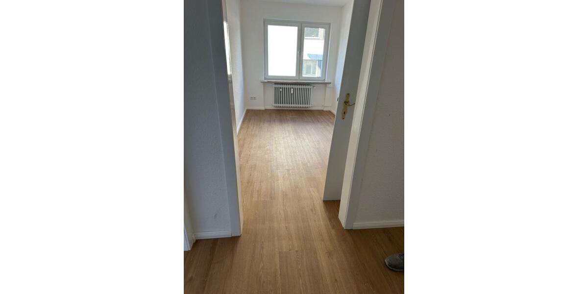 Etagenwohnung Wuppertal Elberfeld - 5 Zimmer, 101 m&sup2;, 890&euro; | Angebot:25784499