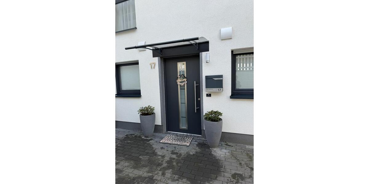 Haus In Solingen zu vermieten! Mit Küche, Garten, Carport 6 zimmer