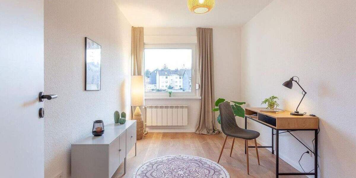 Wunderschöne, frisch renovierte 3-Zimmer-Eigentumswohnung mit Balkon 3 zimmer