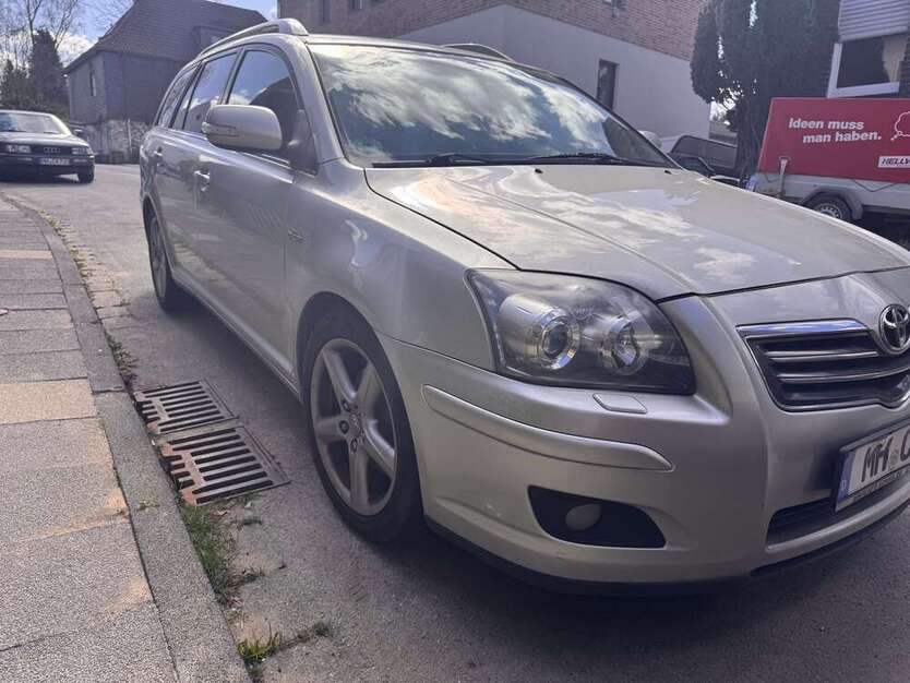 Avensis