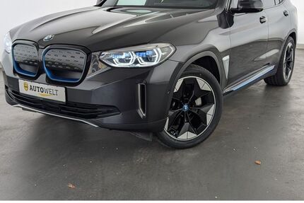 BMW iX3 43.890 km 34.460 € Düsseldorf 40599