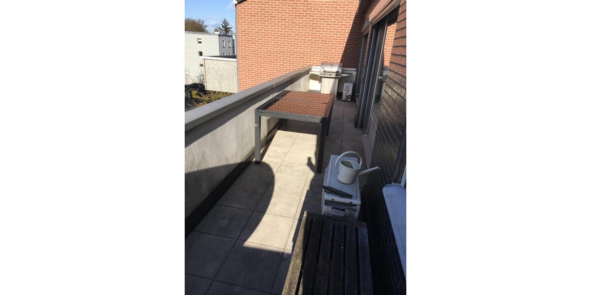 Helle 4 ZKB mit EBK, 2 Balkonen, Tageslichtbad, Tiefgaragenstellp 4 zimmer