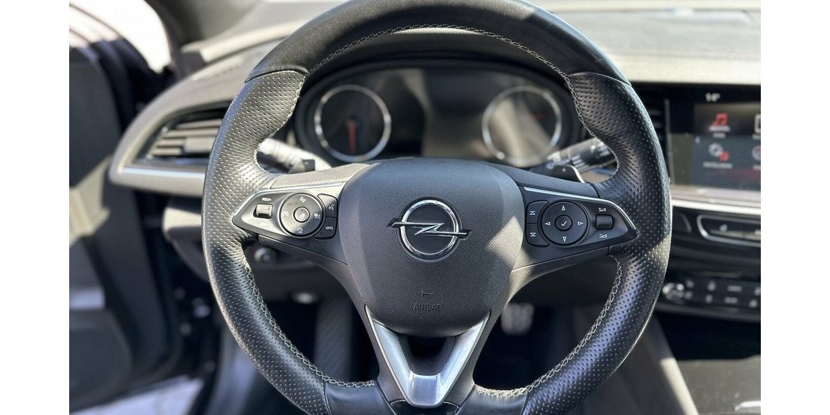 Opel Insignia B Sports Tourer GSi 4x4 / Headup / Pano 140.000 km 11.890 &euro; Mönchengladbach 41066