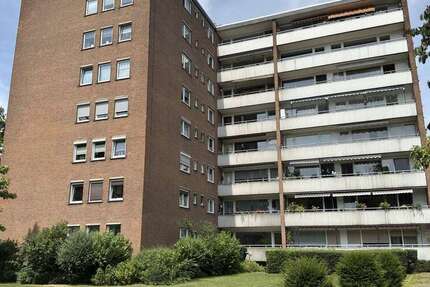 Wohnung zum Kaufen in Krefeld 219.000 € 94.3 m²