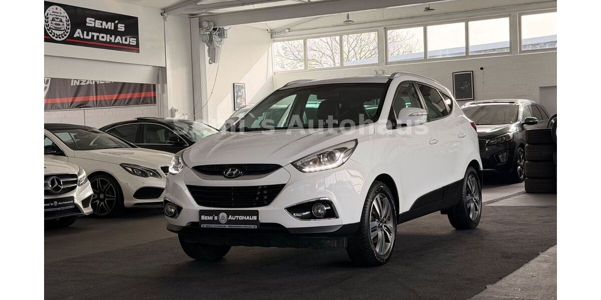 Hyundai ix35 133.855 km 11.999 &euro; Mönchengladbach 41238