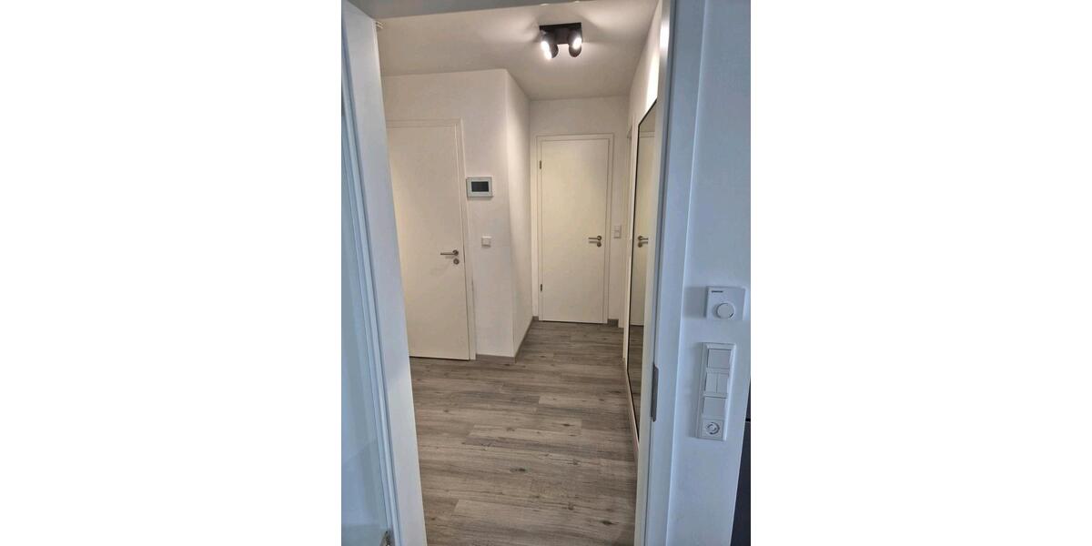 Dachgeschoßwohnung Leichlingen (Rheinland) - 3 Zimmer, 95 m&sup2;, 1.249&euro; | Angebot:26692780