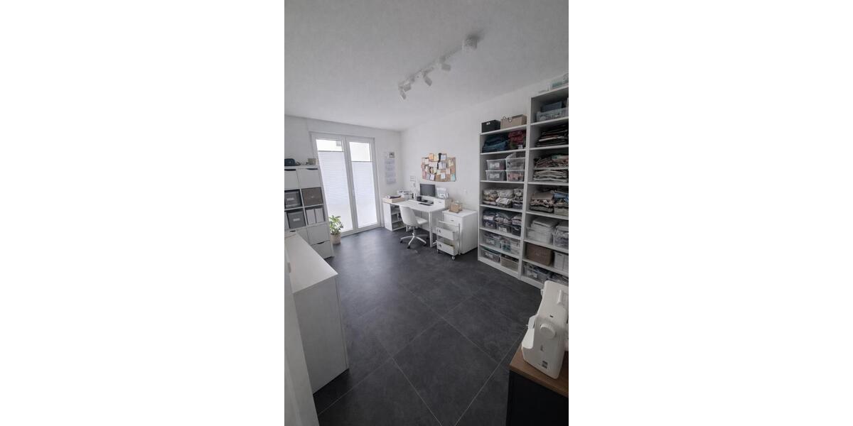 Neubau zu Verkaufen, Solar, Wärmepumpe, Kamin, Poolvorbereitung 5 zimmer