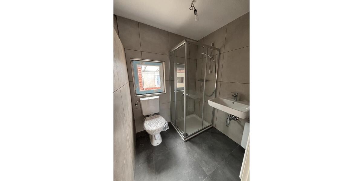 Doppelhaushälfte Grevenbroich - 3 Zimmer, 77 m&sup2;, 1.500&euro; | Angebot:25720936