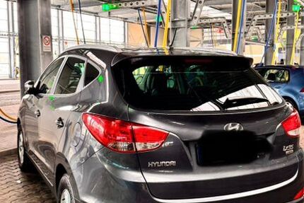 Hyundai ix35 201.000 km 5.700 &euro; Krefeld 47803