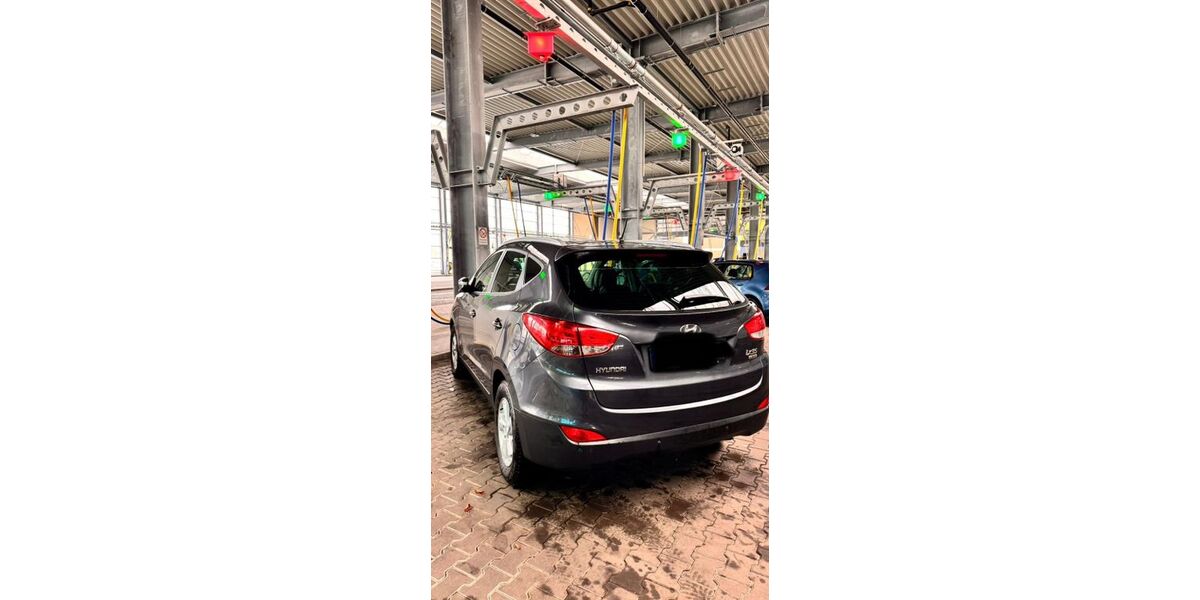 Hyundai ix35 201.000 km 5.700 &euro; Krefeld 47803
