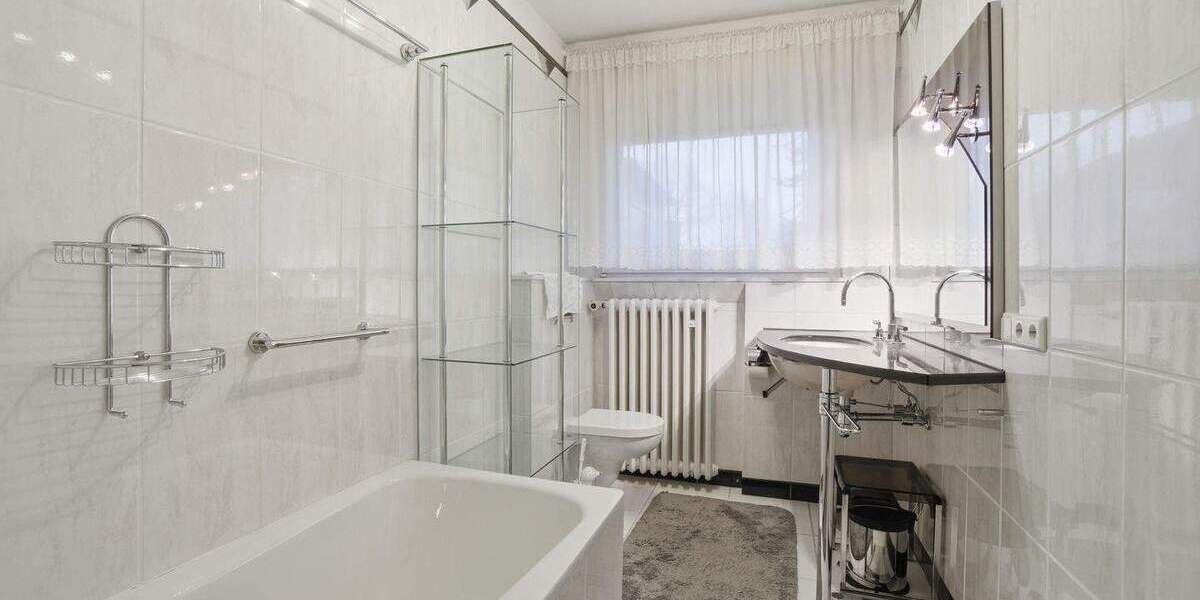 Einfamilienhaus Haan - 5 Zimmer, 137 m&sup2;, 649.000&euro; | Angebot:25686965