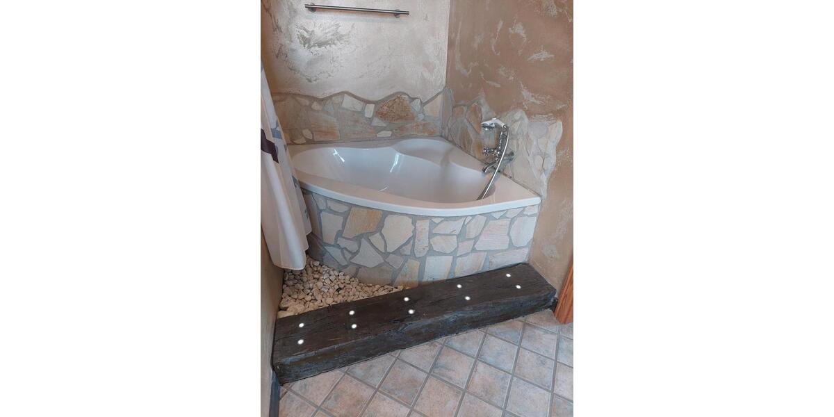 Schöne 4 Zimmer Wohnung Saniert 106 qm, RS.Hasten nähe Stadt Park 4 zimmer