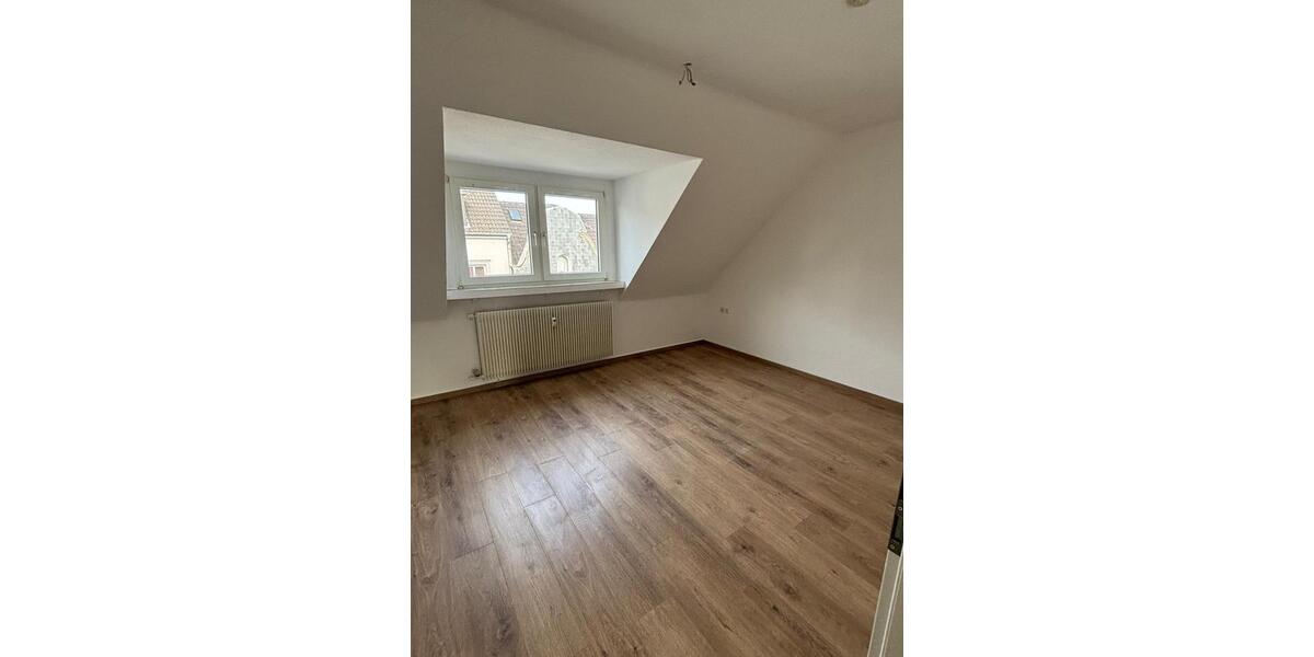 4,5 Zimmer-Wohnung im Dachgeschoss - 96 qm (Erstbezug) 4.5 zimmer