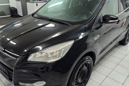 Ford Kuga 131.776 km 6.990 &euro; Moers 47443