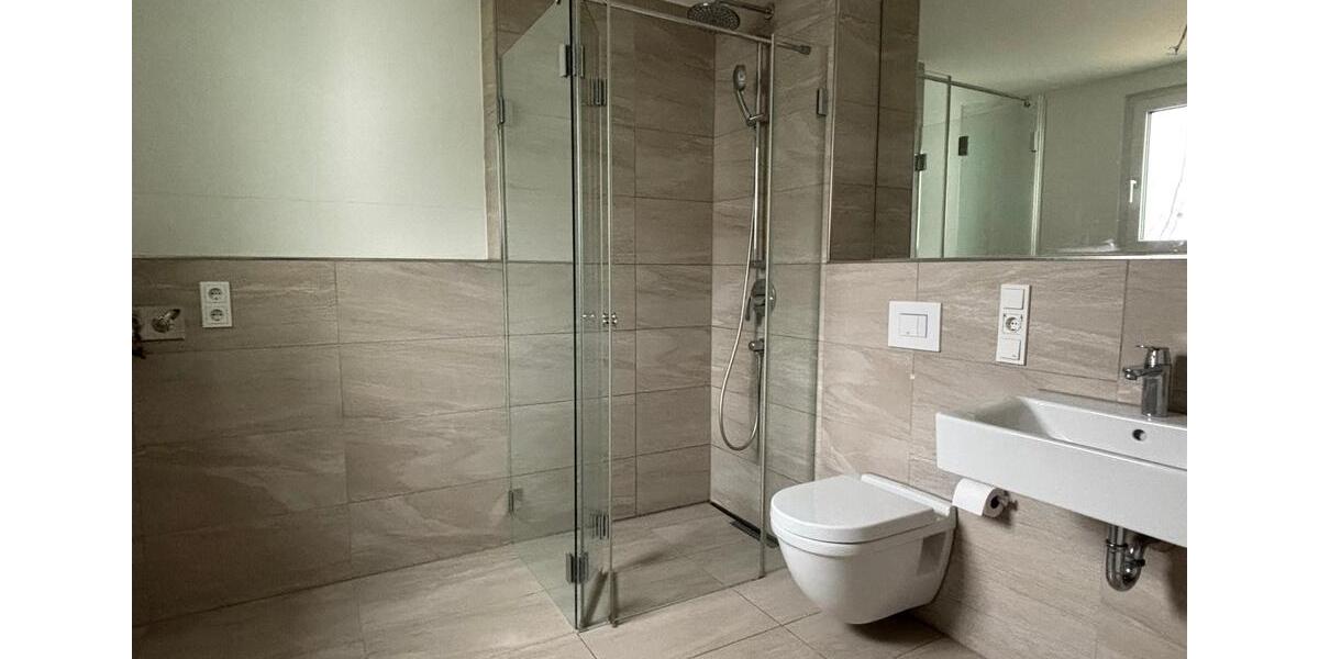 Etagenwohnung Düsseldorf Stadtbezirk 3 - 3 Zimmer, 103 m&sup2;, 1.925&euro; | Angebot:24116704