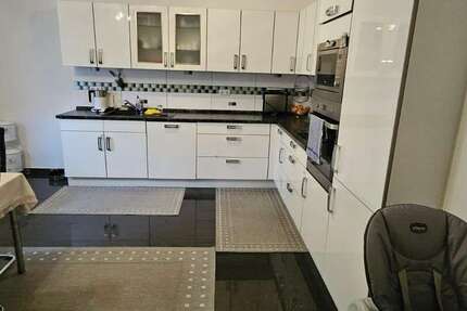 Wohnung zum Kaufen in Duisburg 190.000 € 68 m² 3 zimmer