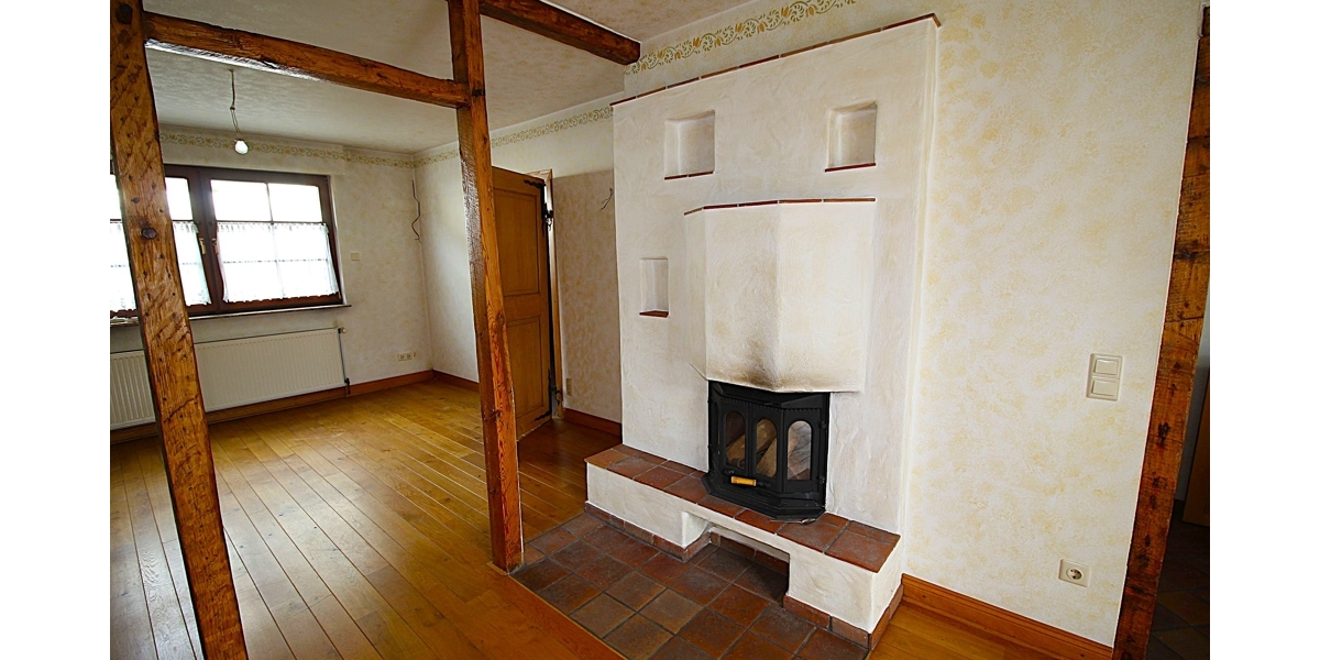 Kernsaniertes Einfamilienhaus mit (Bau)-Grundstück und großem Anbau mit vielen Nutzungsmöglichkeiten 5 zimmer