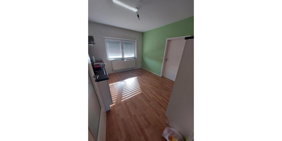 Etagenwohnung Viersen Hülsdonk - 3 Zimmer, 90 m&sup2;, 810&euro; | Angebot:25641888