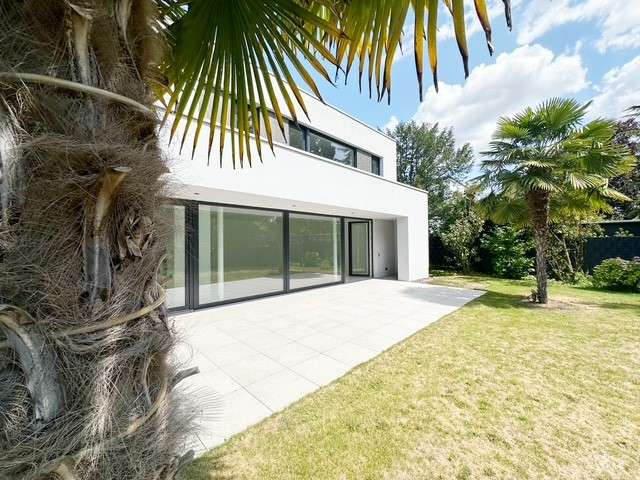 Haus zum Mieten in Köln 6.800 € 300 m²