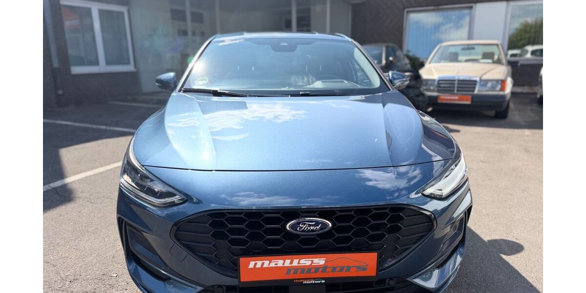Ford Focus 93.200 km 14.680 &euro; Düsseldorf 40549