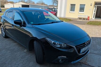 Mazda 3 90.000 km 11.290 € Essen 45219