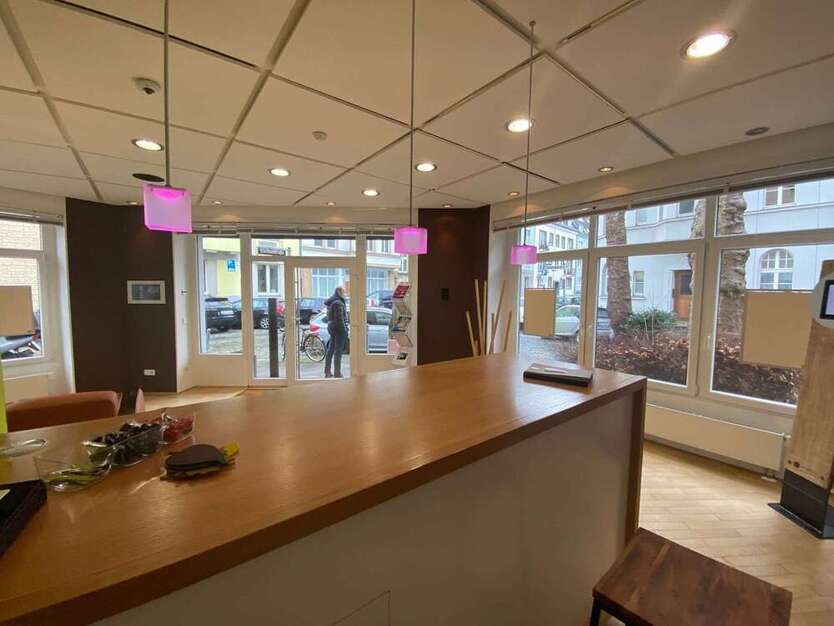 Einzelhandel in Düsseldorf 1.995 € 50 m²