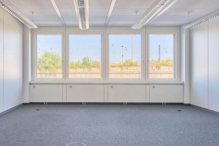 Flexible & renovierte Bürofläche ab 2 EURm²!* zimmer