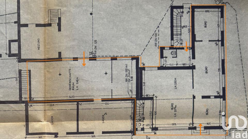 Büroeinheit mit Lager und Empfangsraum für gewerbliche Nutzungen zimmer