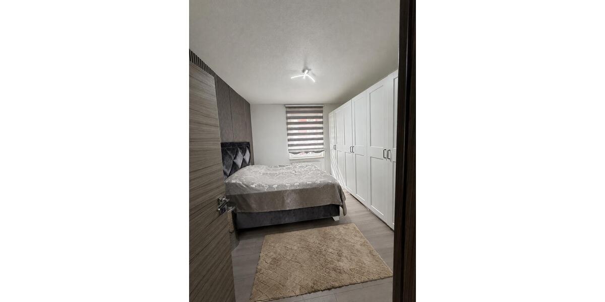 Etagenwohnung Duisburg Duisburg-Mitte - 3 Zimmer, 100 m&sup2;, 145.000&euro; | Angebot:27425670