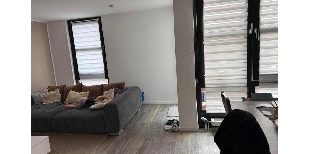 Nachmieter zum 15.03 3 zimmer