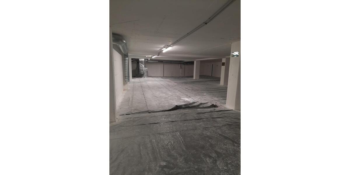 Garagen / Stellplätze Düsseldorf Derendorf - 60&euro; | Angebot:23388292