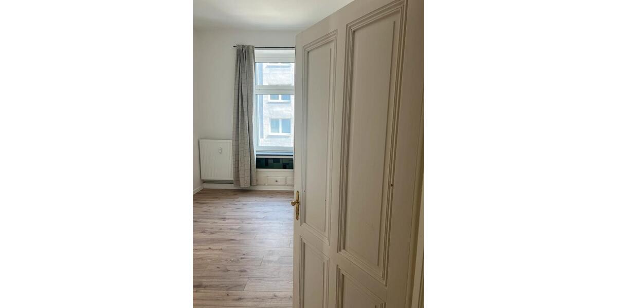 Etagenwohnung Düsseldorf Pempelfort - 2 Zimmer, 55 m&sup2;, 1.050&euro; | Angebot:26424557