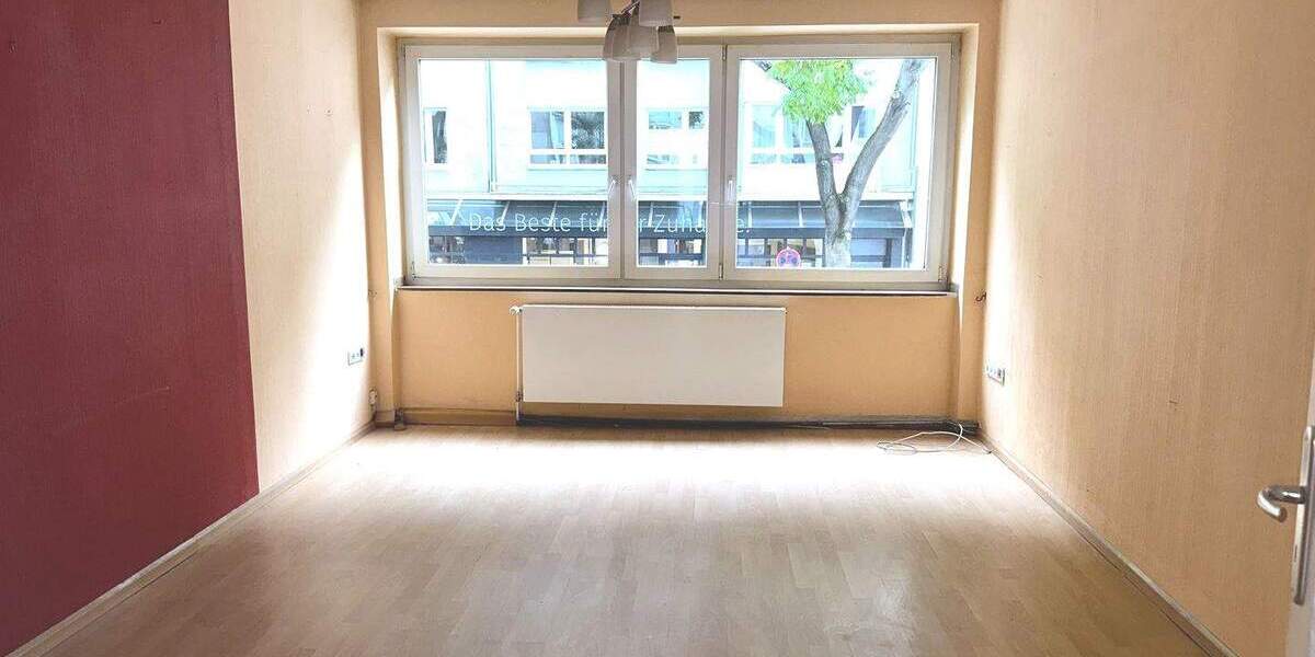 Etagenwohnung Düsseldorf Friedrichstadt - 4 Zimmer, 89 m&sup2;, 360.000&euro; | Angebot:25705671