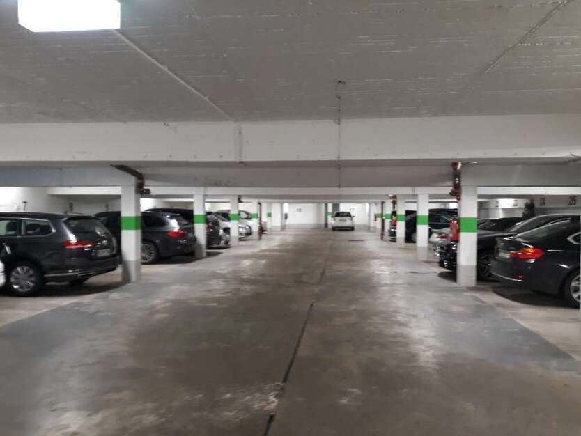 Garage zu vermieten in Düsseldorf 140 €