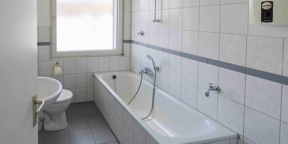 Etagenwohnung Duisburg Rumeln-Kaldenhausen - 3 Zimmer, 74 m&sup2;, 165.000&euro; | Angebot:26451842