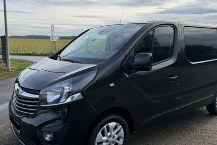 Opel Vivaro 122.000 km 14.800 &euro; Dormagen 41542