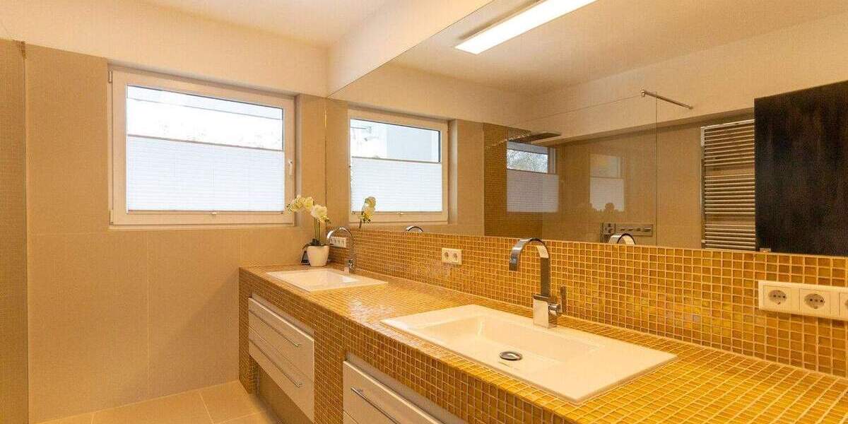 Luxuriöses Einfamilienhaus mit außergewöhnlichem Raumkonzept in Bestlage von Neuss-Selikum 9 zimmer