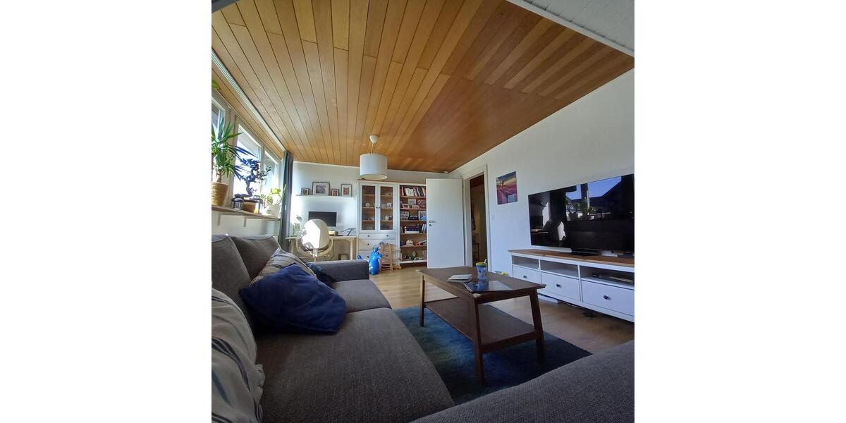Dachgeschoßwohnung Duisburg Duisburg-Mitte - 4 Zimmer, 85 m&sup2;, 187.000&euro; | Angebot:27260048