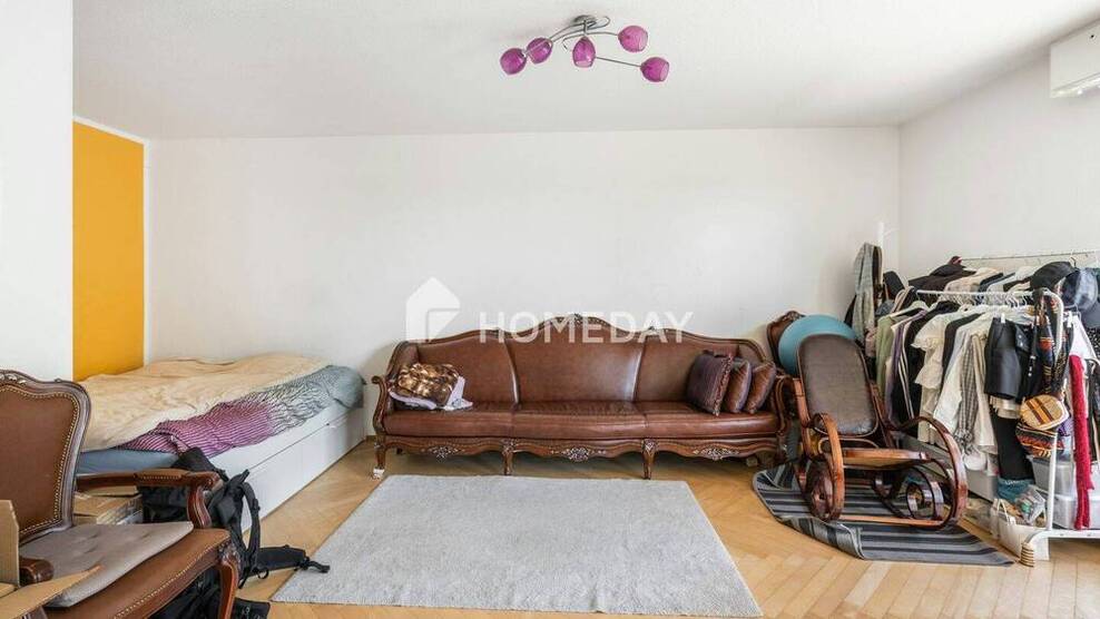 Großzügige 3-Zimmer-Wohnung mit 2 Balkonen und Tiefgaragenstellplatz - stilvoll wohnen am Waldrand