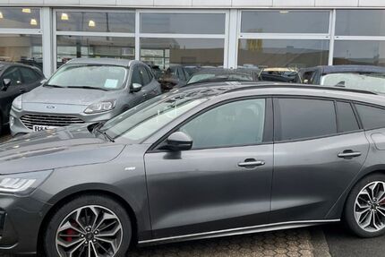 Ford Focus 9.000 km 32.890 &euro; Pulheim 50259