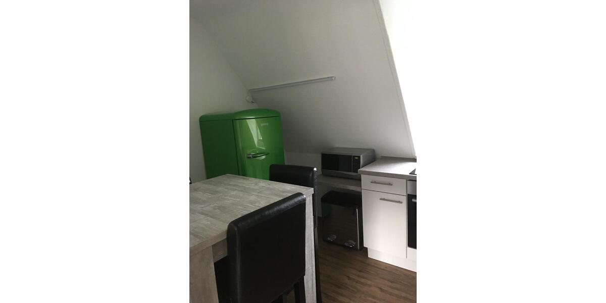 Dachgeschoßwohnung Duisburg Huckingen - 2 Zimmer, 47 m&sup2;, 750&euro; | Angebot:26468287