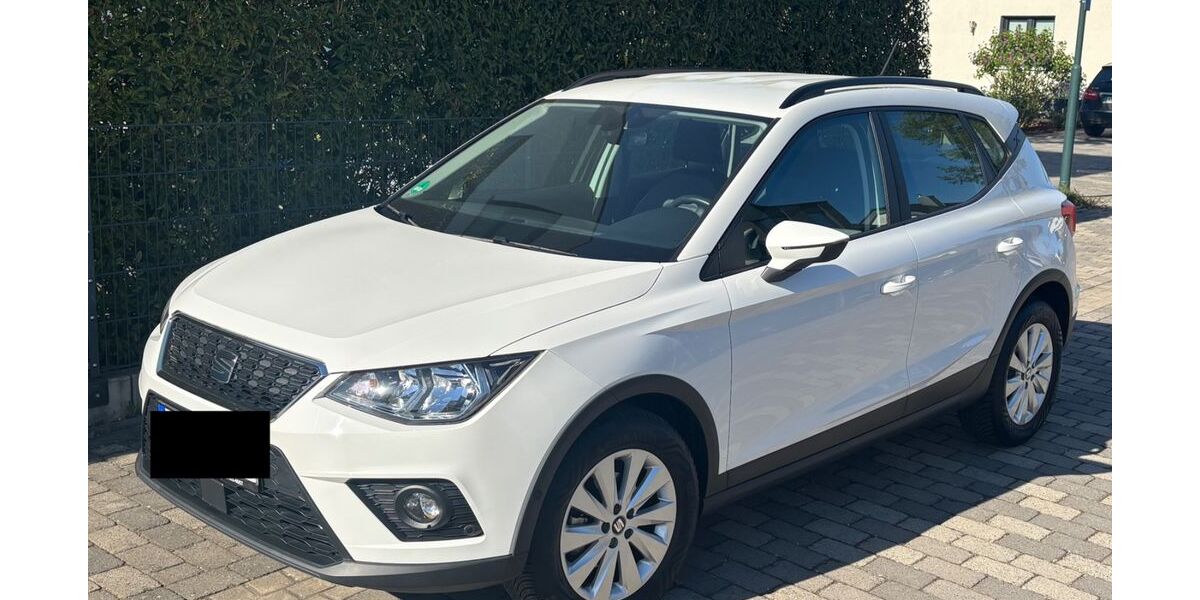 Seat Arona 17.610 km 18.999 &euro; Kempen 47906