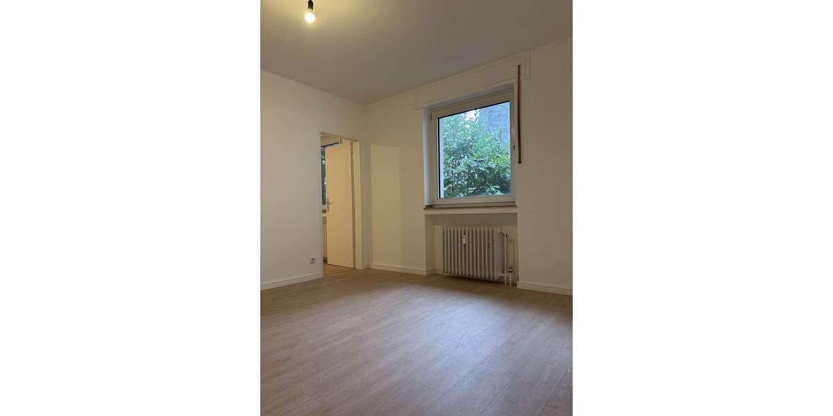 Etagenwohnung Düsseldorf Stadtbezirk 3 - 2 Zimmer, 37 m&sup2;, 555&euro; | Angebot:25211655