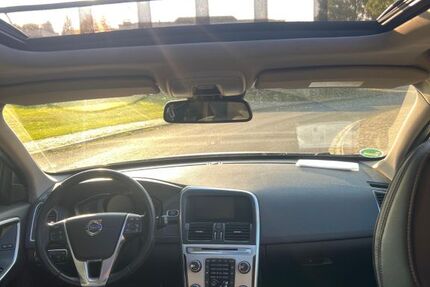 Volvo XC60 97.200 km 19.300 &euro; Düsseldorf 40217