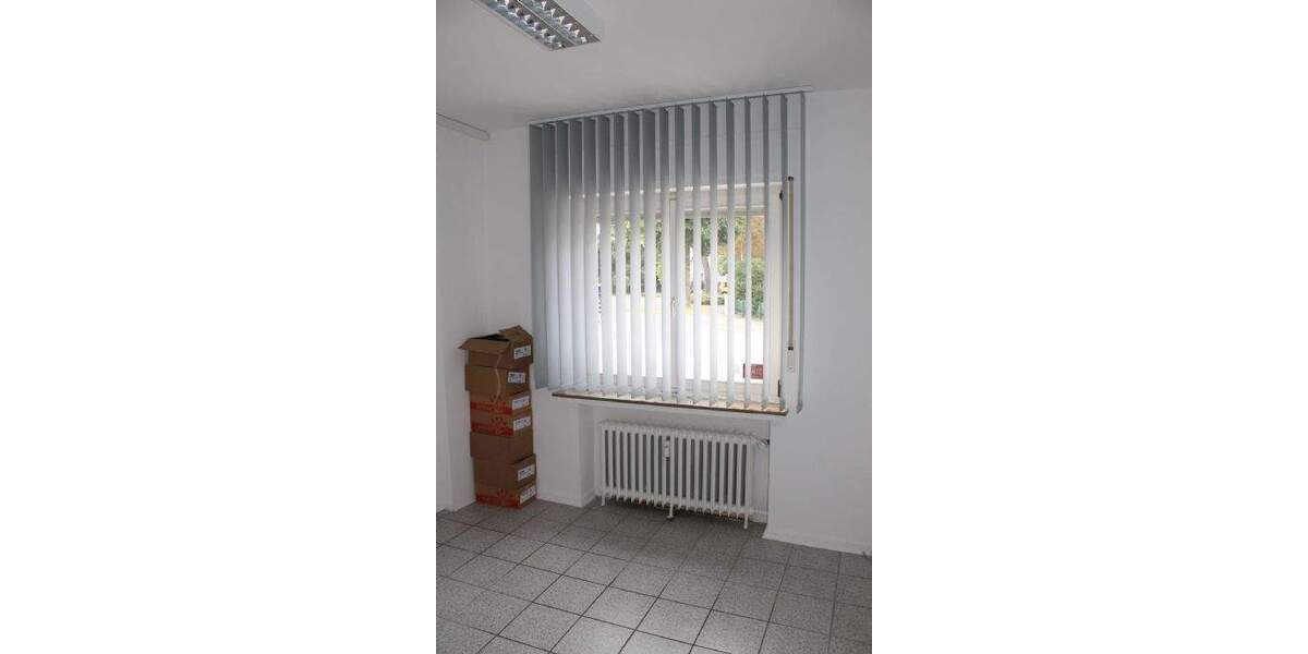 Neues Jahr, neues Glück! Wünderschönes Ladenlokal, 88 m², sucht neue Mieter!!! Büro - Praxis - Kita - Boutique, alles ist möglich! 3 zimmer