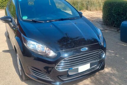 Ford Fiesta 89.050 km 6.100 &euro; willich 47877